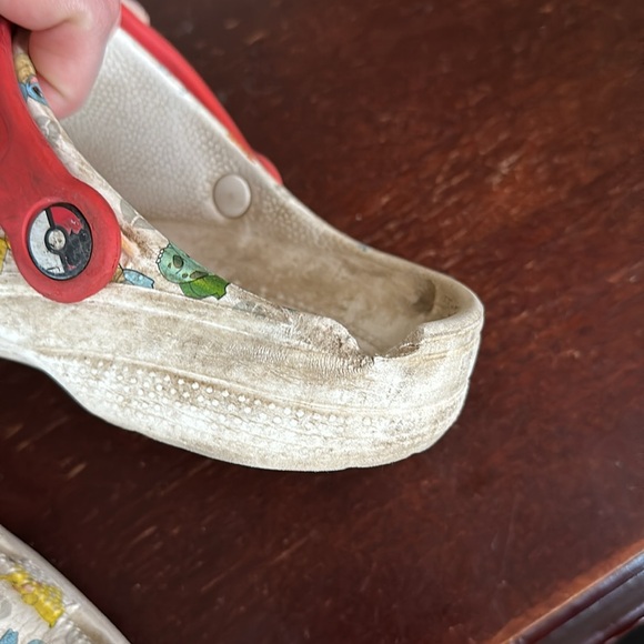 boys Used Crocs - Picture 5 of 6